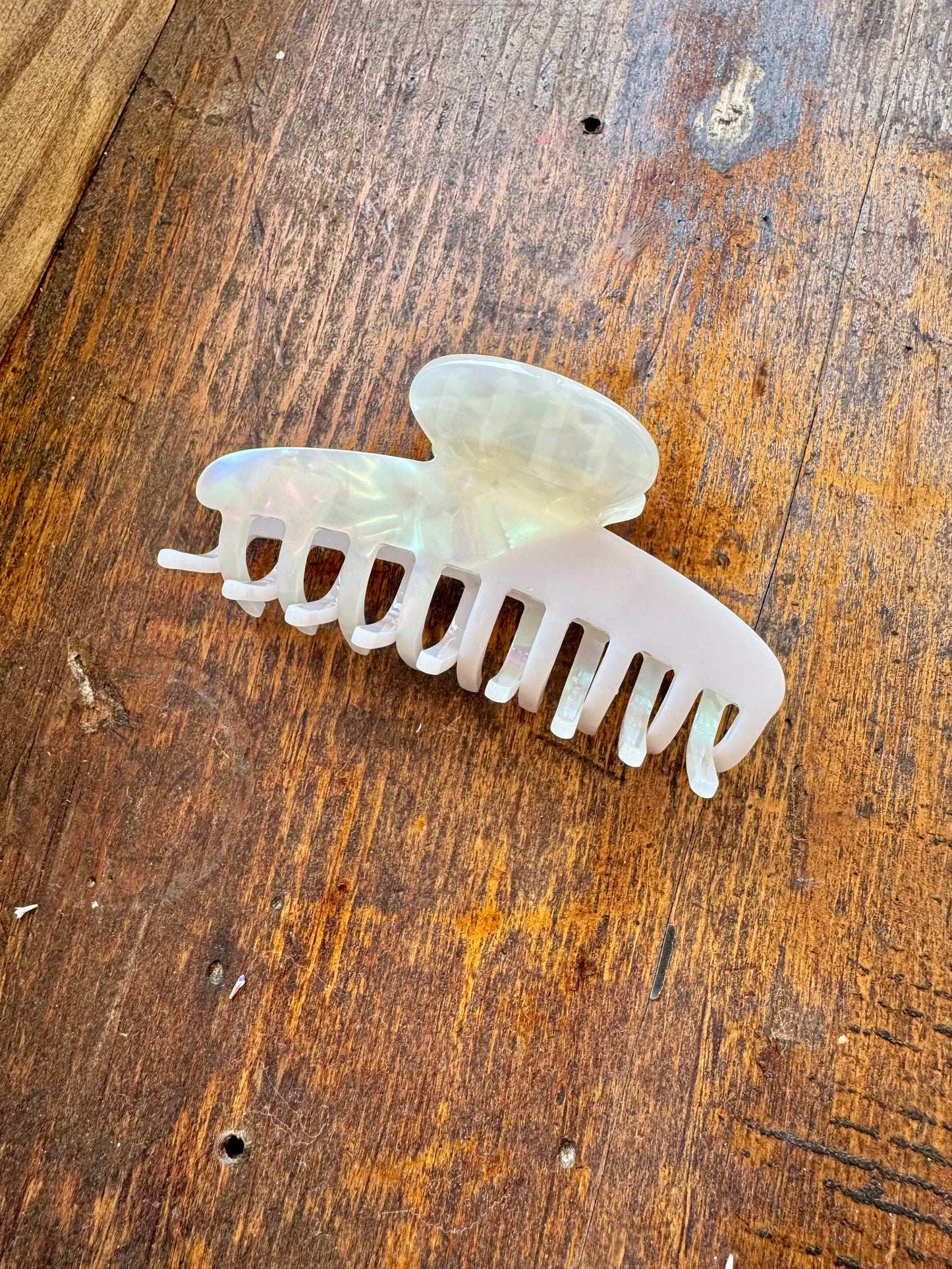 Glassed White Hair Clip