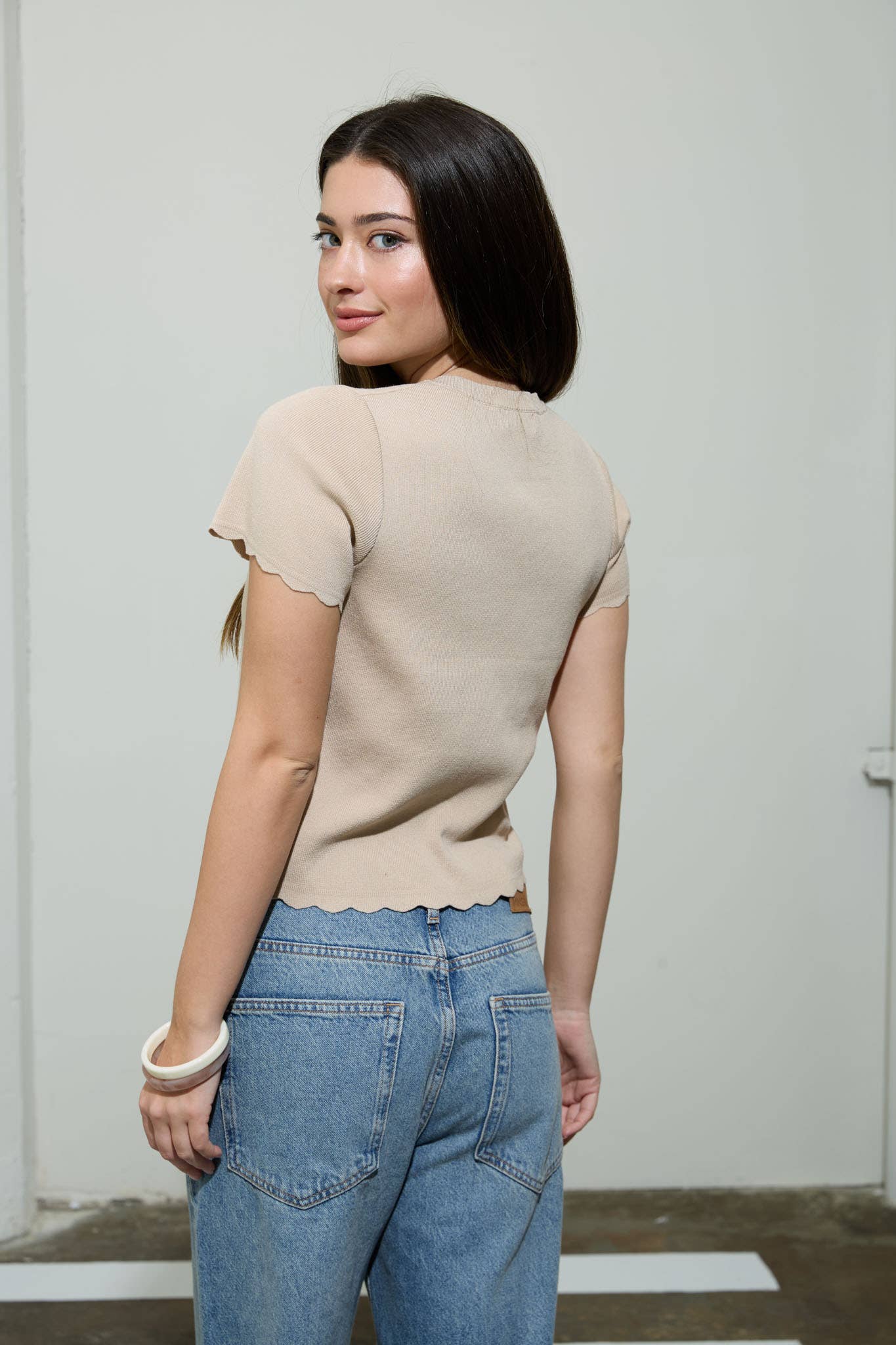 Scalloped Short Sleeve Knit Cardigan
