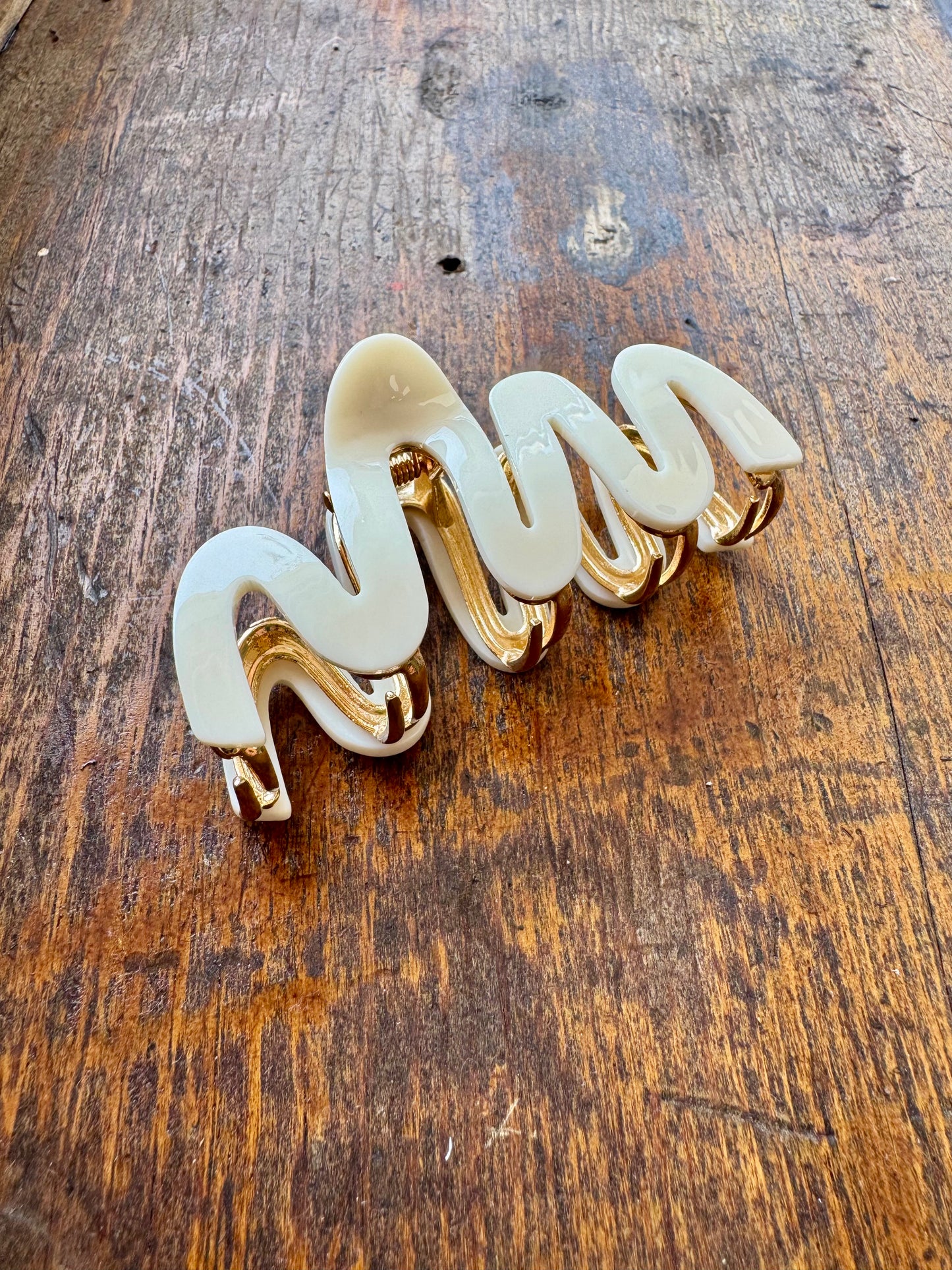Wavy White Hair Claw Clip