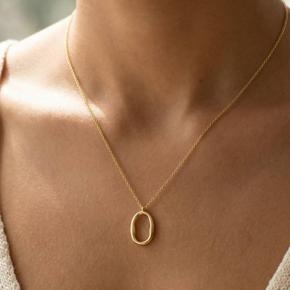 Gold Open Oval Pendant Chain Necklace